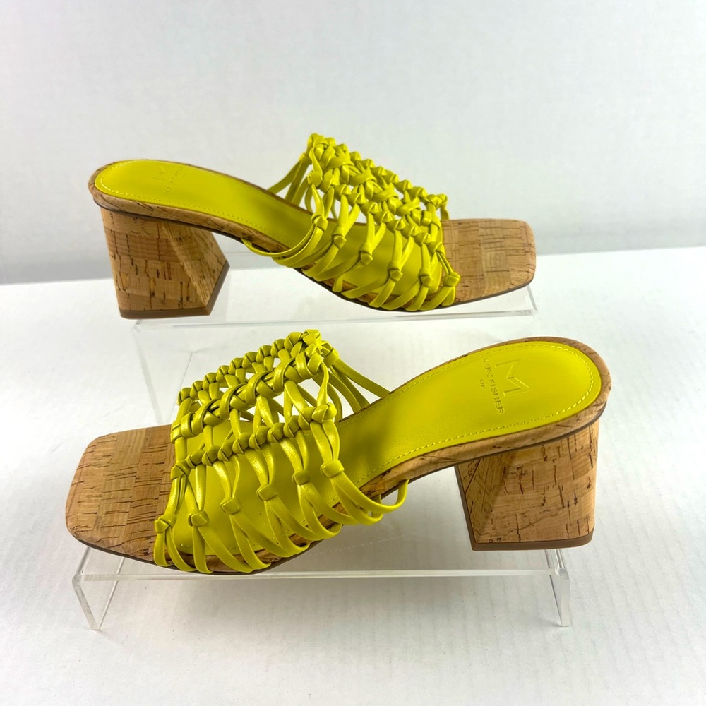 Marc Fisher Medium Yellow 7M Sandal, NWOT, w/box